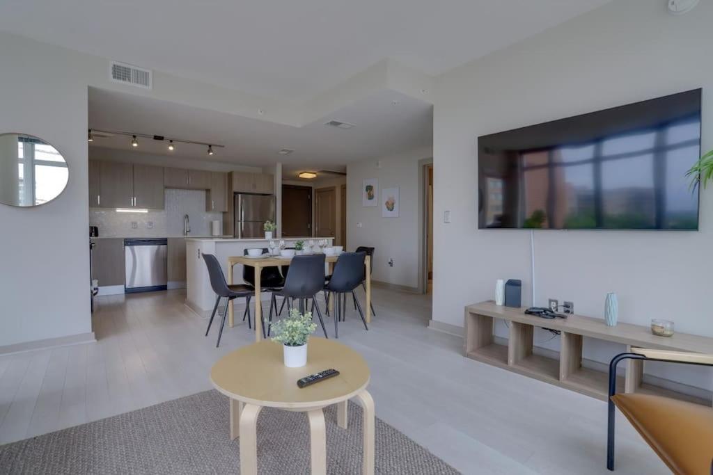 Wonderful 2Br Apartment At Crystal City Арлингтон Экстерьер фото